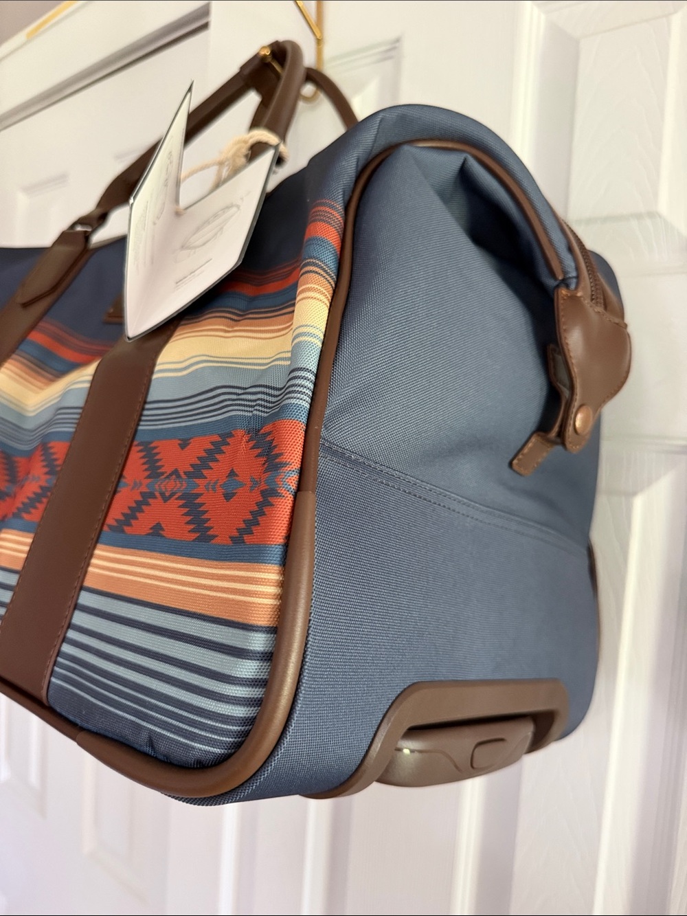 Pendleton Rolling Duffel Bag 22 Inch Turbulence Blue Southwestern Travel Luggage - Picture 2 of 13